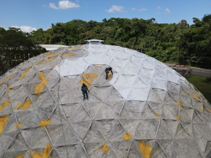 Mantenimiento de Domo - Universidad de Panamá